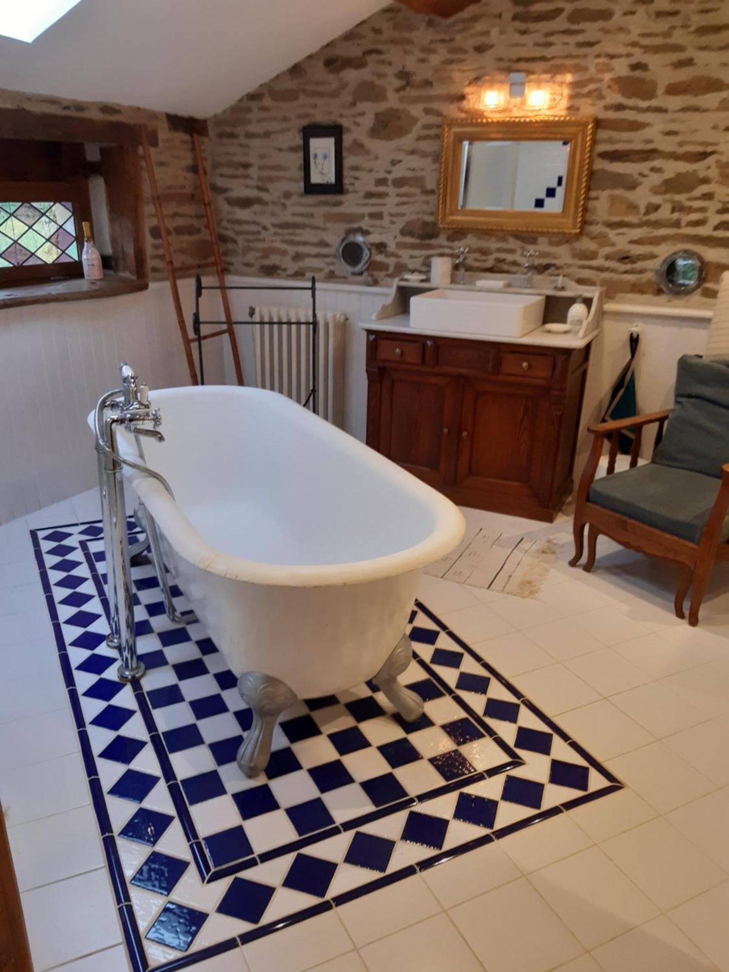 Au Coeur Des Loges Bed & Breakfast Saint-Bonnet-de-Bellac ภายนอก รูปภาพ