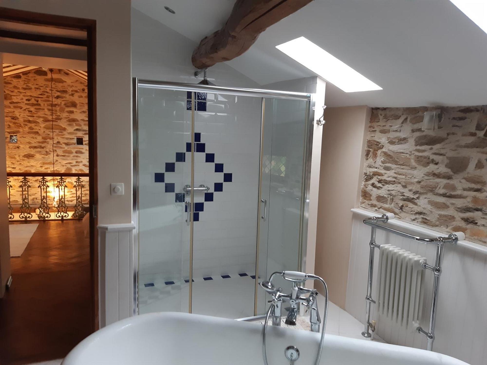 Au Coeur Des Loges Bed & Breakfast Saint-Bonnet-de-Bellac ภายนอก รูปภาพ